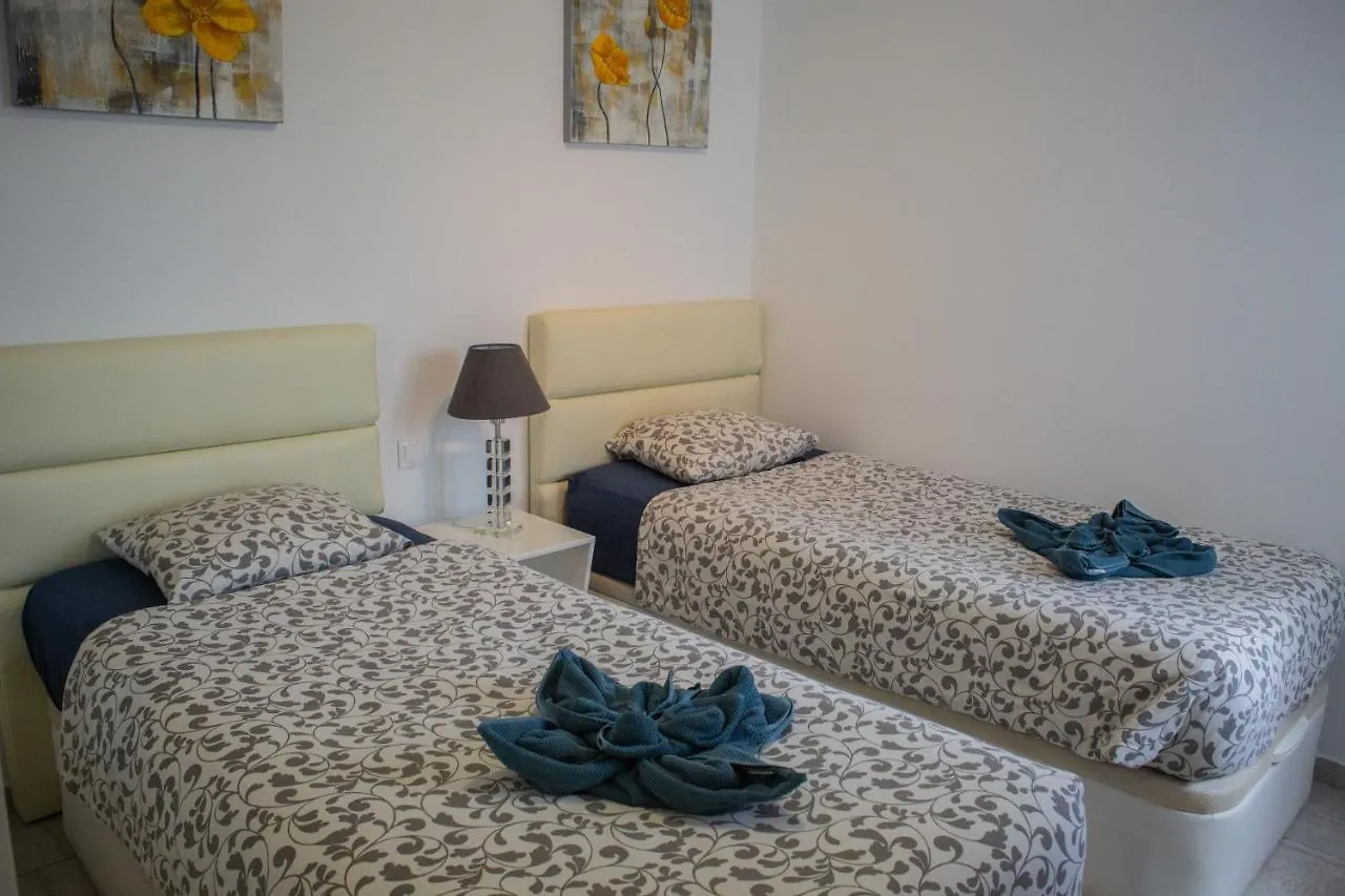 Apartment Los Gracioseros Puerto Del Carmen Luxury Spain